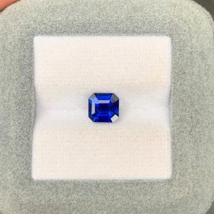 Saphir Bleu Rectangle de 2,01ct - vue principale