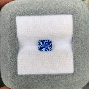 Saphir Bleu Rectangle de 2,05ct - vue principale