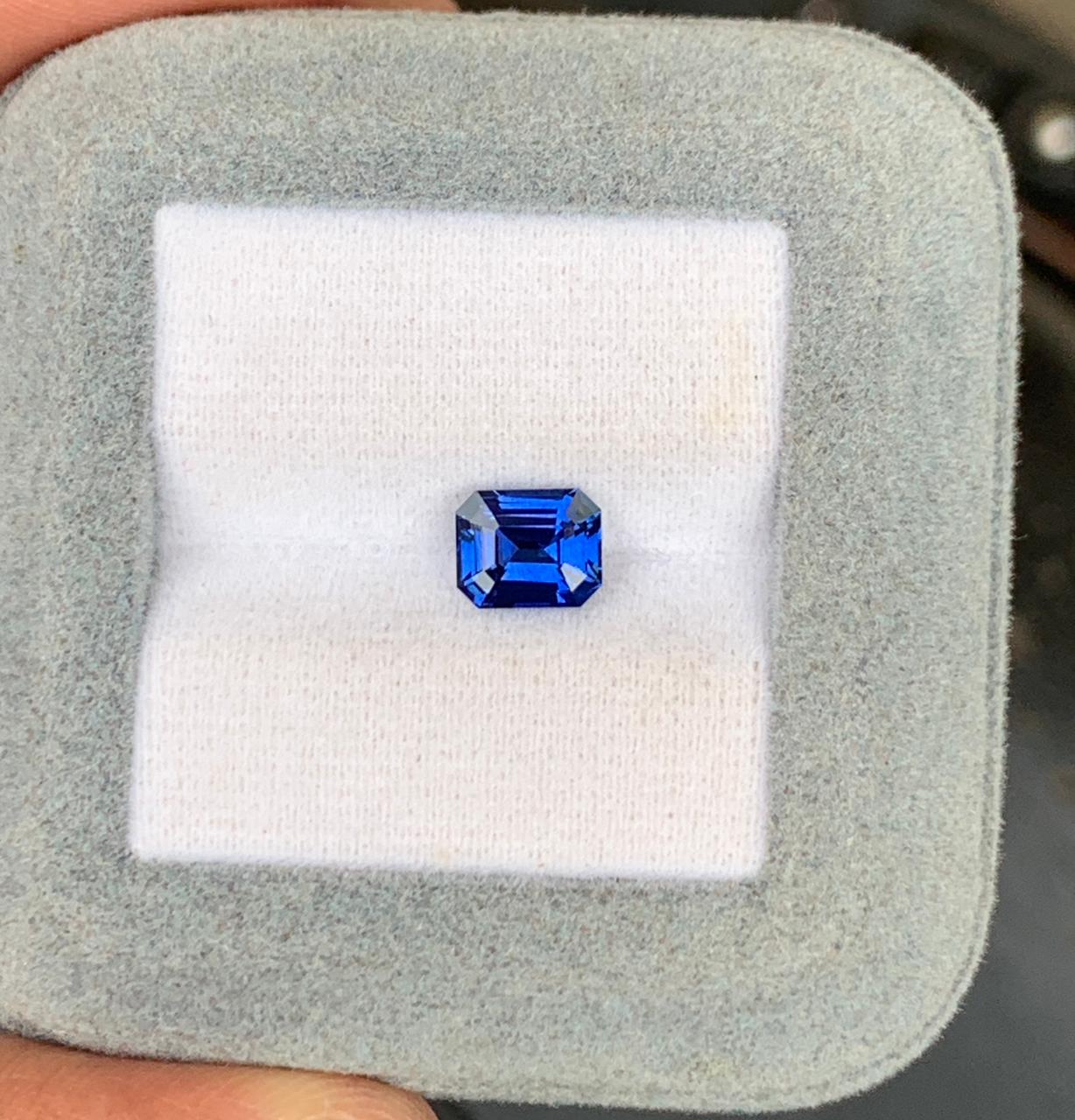 Saphir Bleu Rectangle de 1,55ct - vue principale
