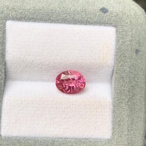 Saphir Padparadscha Ovale de 2ct