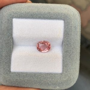 Saphir Padparadscha Ovale de 2ct