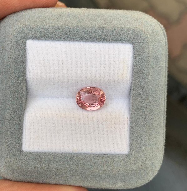Saphir Padparadscha Ovale de 2ct