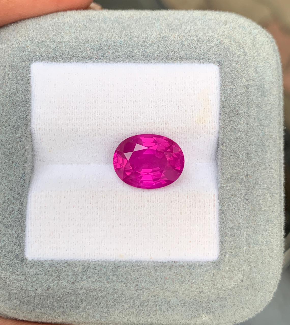Saphir Rose Ovale de 5ct