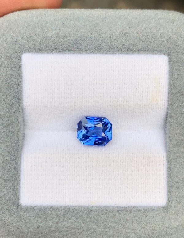 Saphir Bleu Radiant de 2,01ct