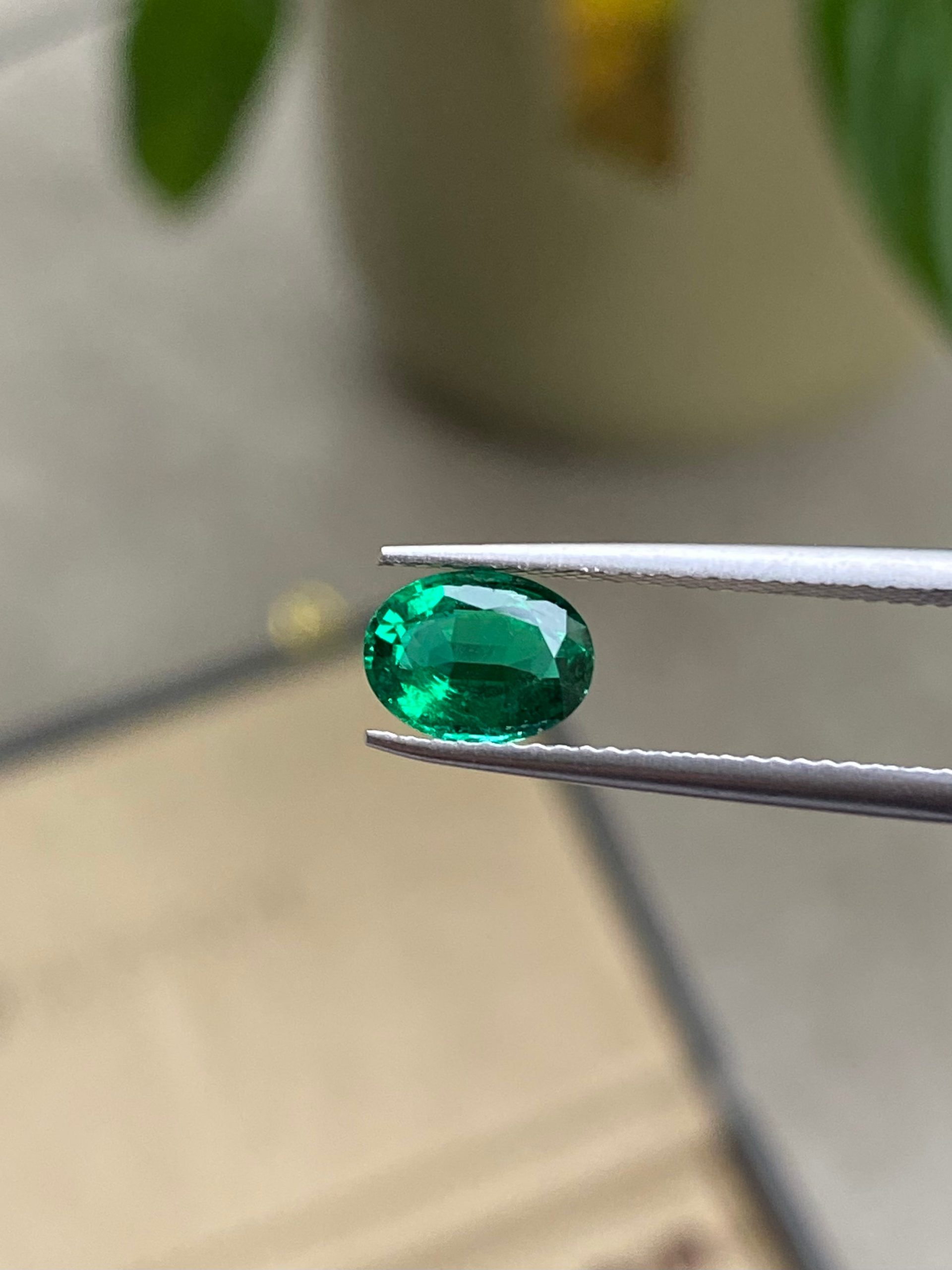 Emeraude de Zambie Ovale de 1,10ct - vue principale