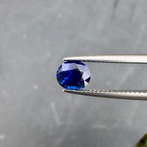 Saphir Bleu Ovale de 1,26ct - vue principale