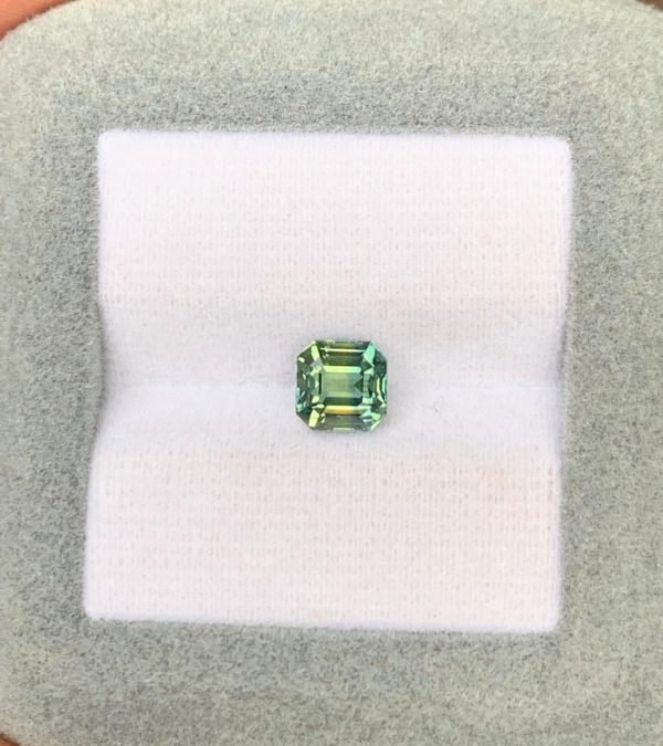 Saphir Bicolore Carré de 1,55ct - vue principale