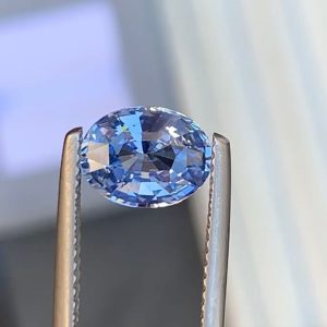 Saphir Bleu Ovale de 2,15ct - vue principale