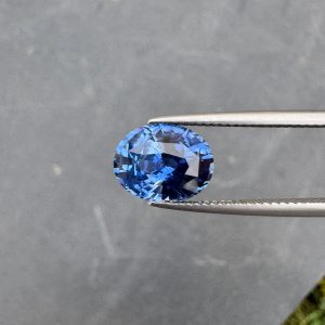 Saphir Bleu Ovale de 4,65ct - vue principale