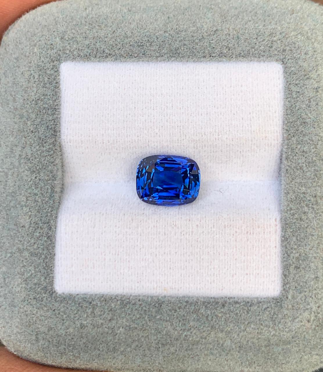 Saphir Bleu Coussin de 3,02ct - vue principale