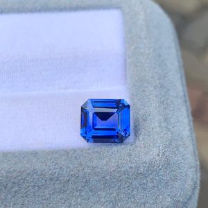 Saphir Bleu Rectangle de 2,55ct - vue principale