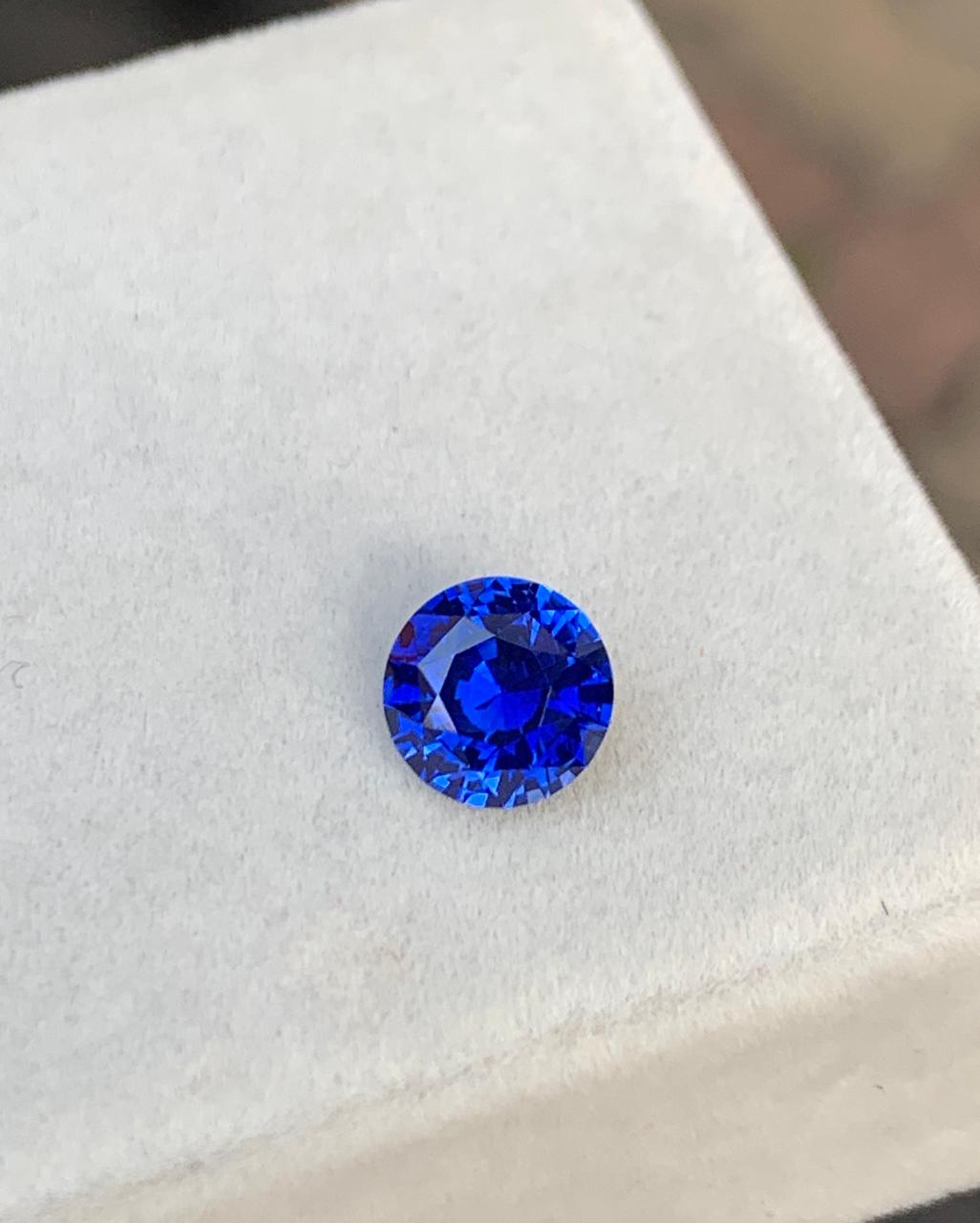 Saphir Bleu Rond de 2,52ct - vue principale