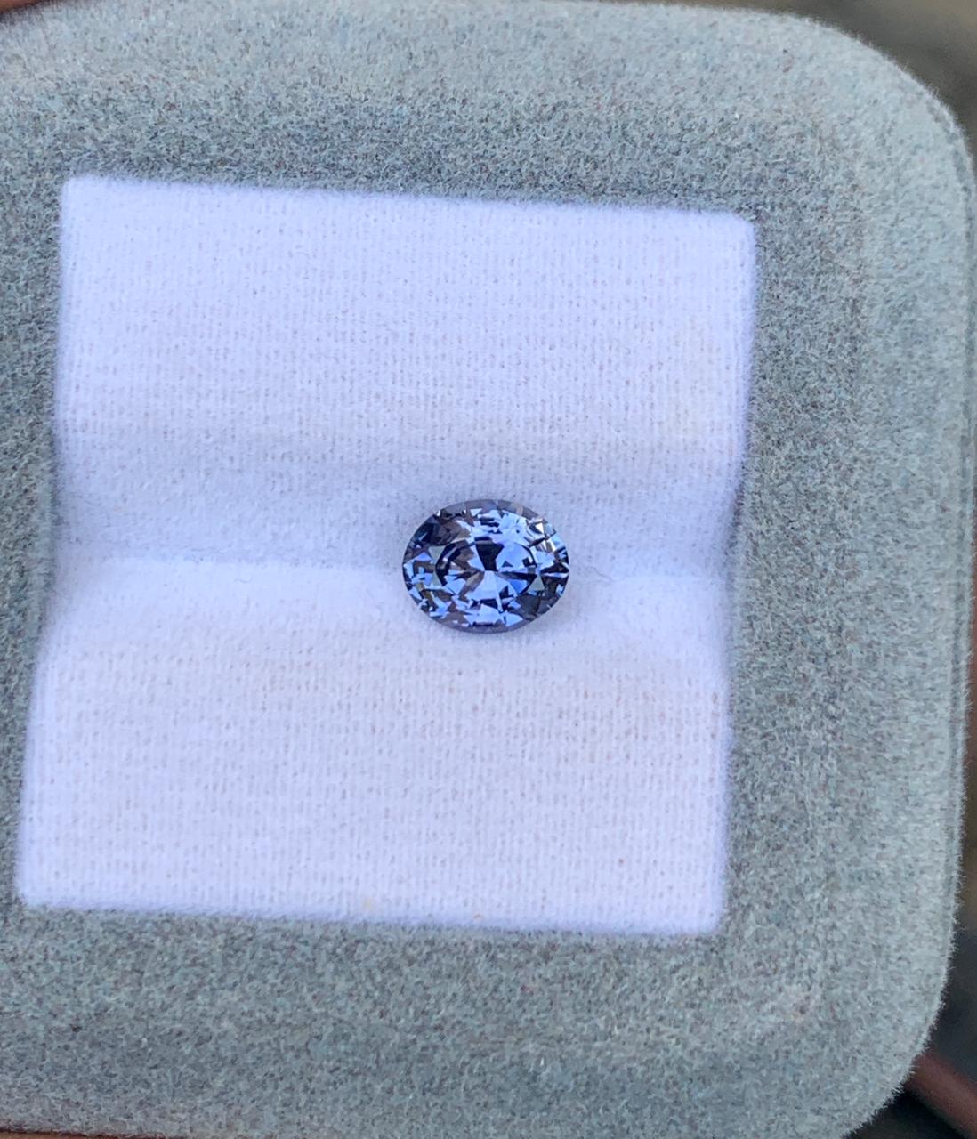 Saphir Violet de 1,36ct - vue principale