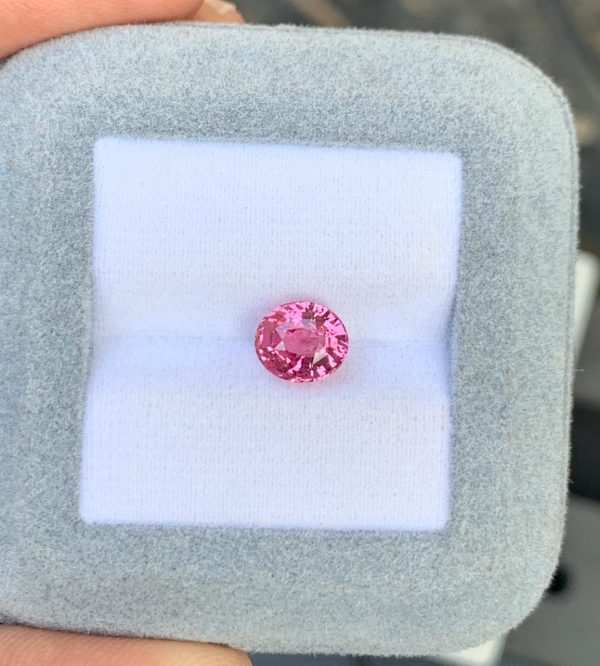 Saphir Padparadscha Ovale de 2,52ct - vue 2