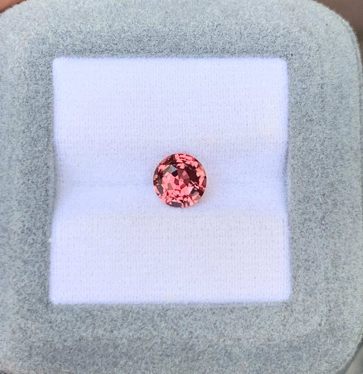 Saphir Padparadscha Rond de 1,80ct - vue principale