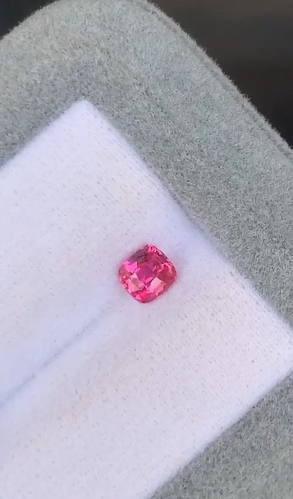 Saphir Rose Coussin de 0,64ct - vue principale
