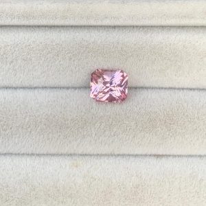 Saphir Rose Rectangle de 2,25ct - vue principale