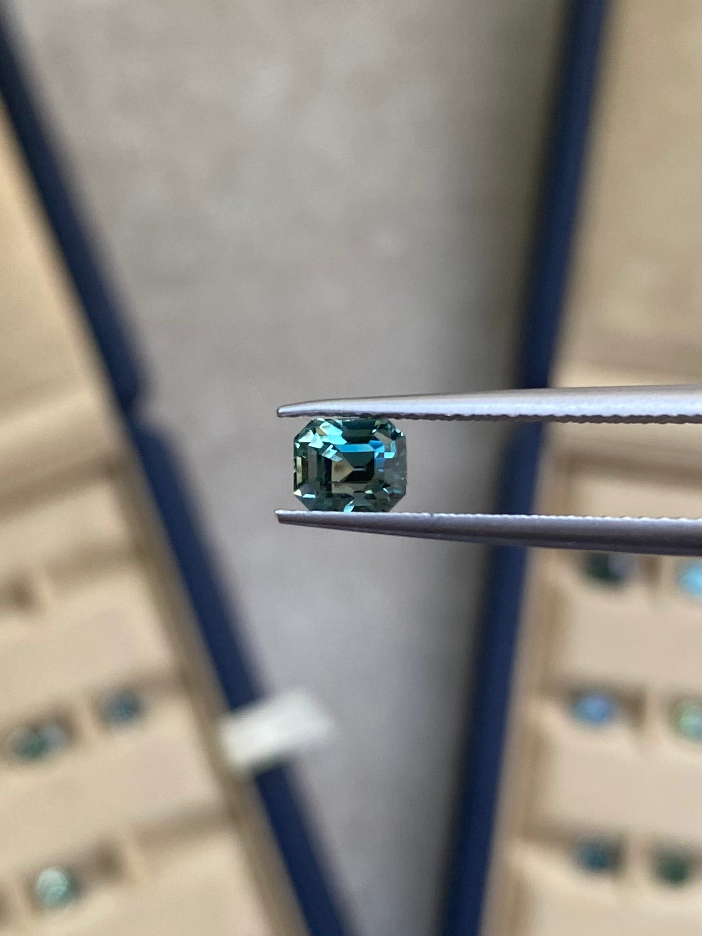 Saphir Teal Rectangle de 1,08ct - vue principale