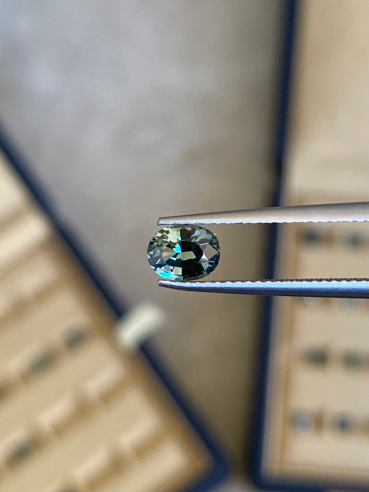 Saphir Teal Ovale de 1,14ct - vue principale