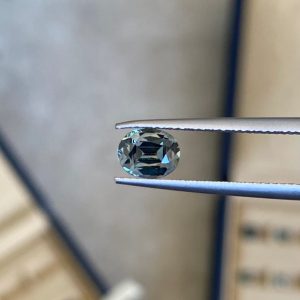 Saphir Teal Ovale de 1,20ct - vue principale