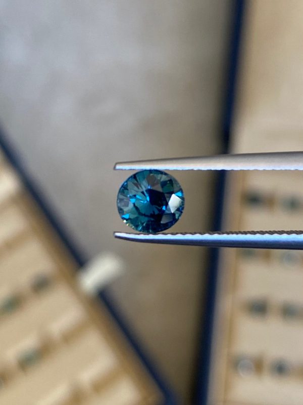 Saphir Teal Ovale de 1,28ct - vue principale