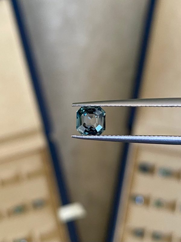 Saphir Teal Carré de 1,45ct - vue principale