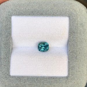 Saphir Teal Coussin de 1,30ct - vue principale