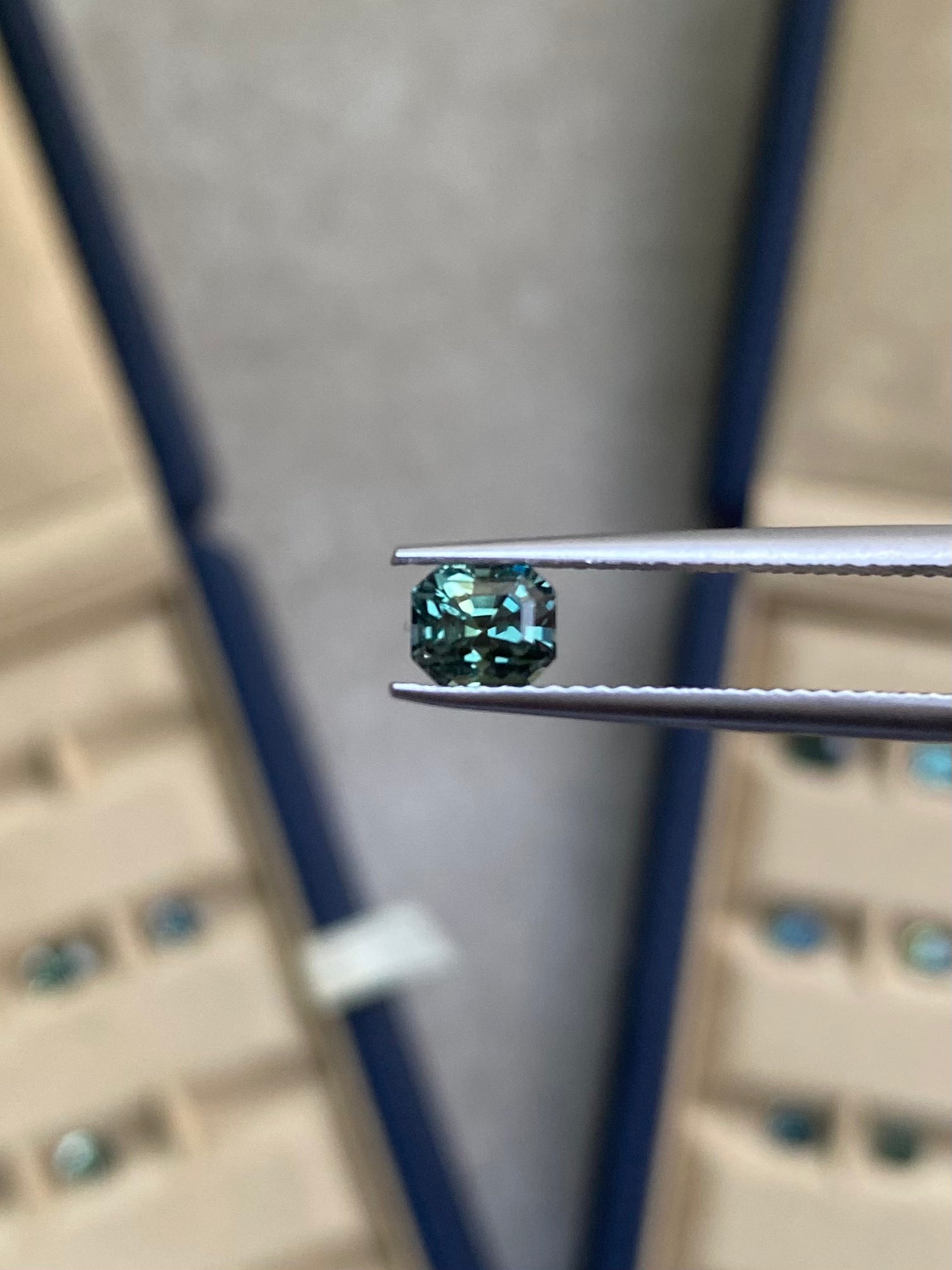 Saphir Teal Rectangle de 1,06ct - vue principale