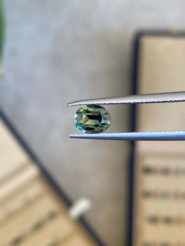 Saphir Teal Ovale de 1,09ct - vue principale