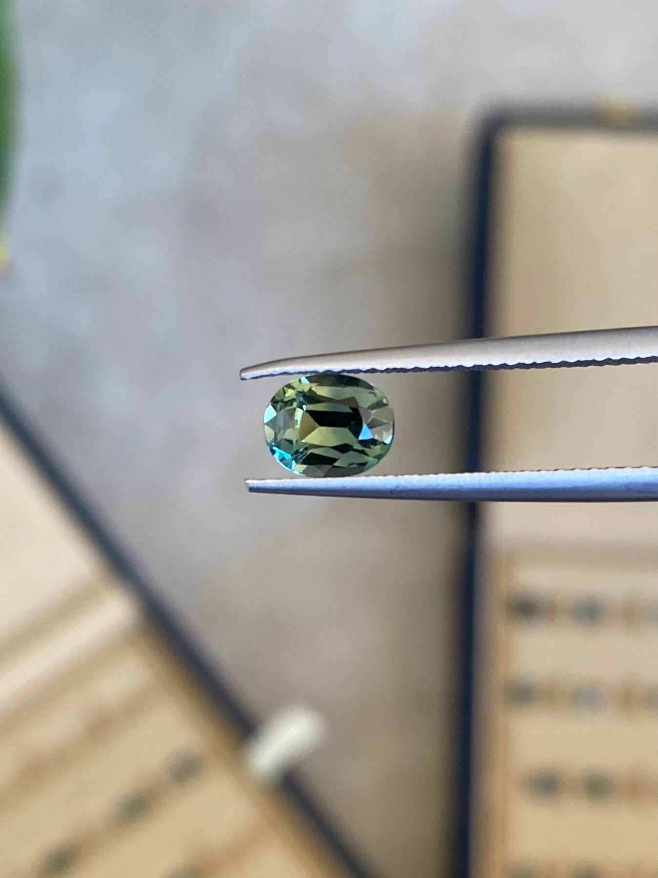 Saphir Teal Ovale de 1,09ct - vue principale