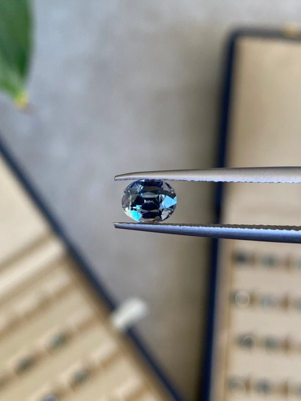 Saphir Teal Ovale de 1,15ct - vue principale