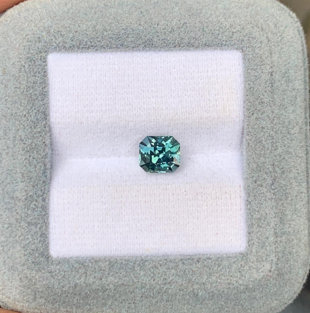 Saphir Teal Rectangle de 1,56ct - vue principale