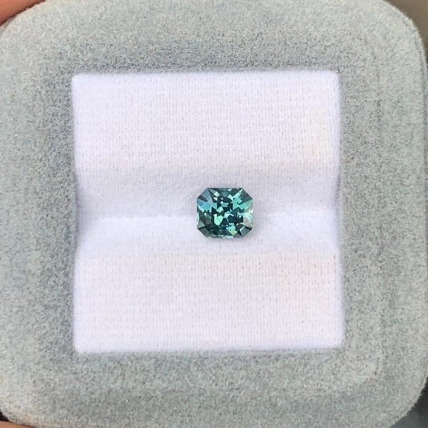 Saphir Teal Rectangle de 1,56ct - vue 2