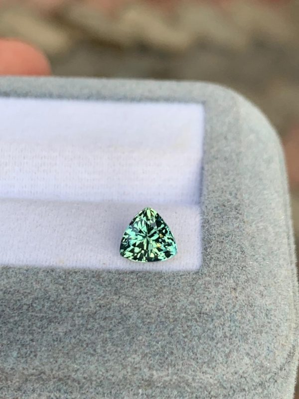 Saphir Teal Fantaisie de 1,10ct - vue principale