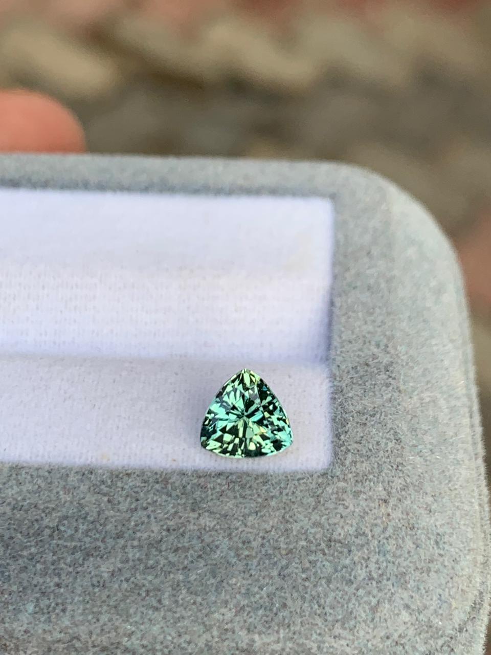 Saphir Teal Fantaisie de 1,10ct - vue 2