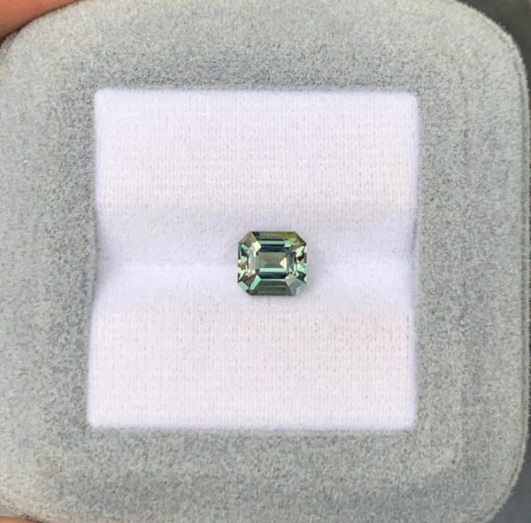 Saphir Vert Rectangle de 1,51ct - vue 2