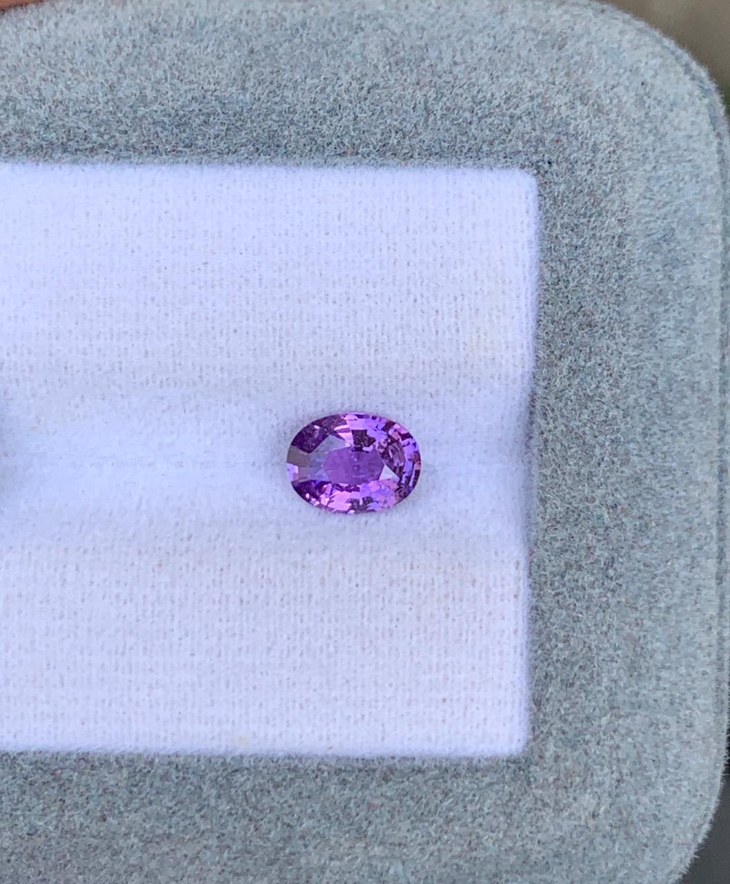 Saphir Violet Ovale de 1,11ct - vue principale